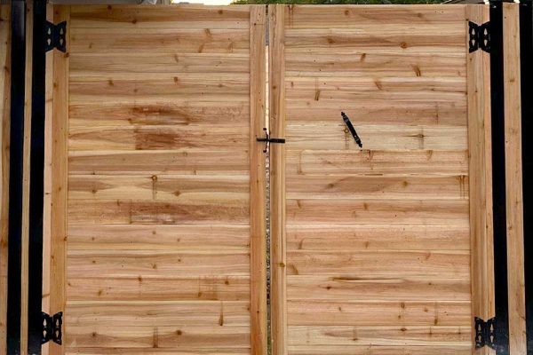 Horizontal Cedar Fencing